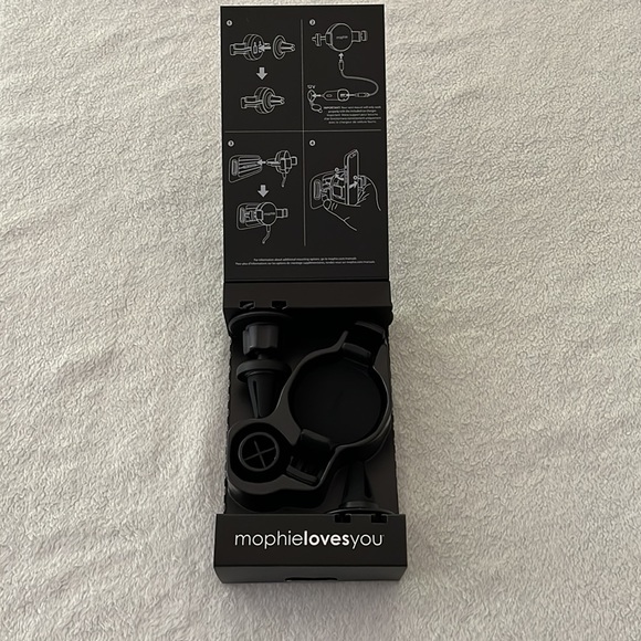 Morphine wireless charging vent mount new in box - Picture 4 of 5